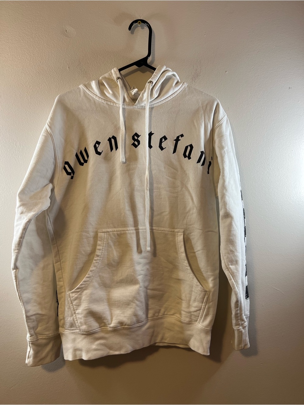 Vintage Gwen Stefani White Graphic Hoodie with Black Text